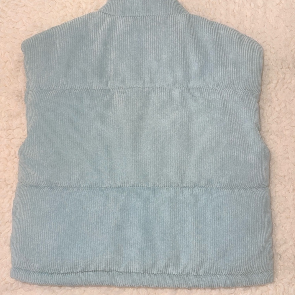 Light Blue Puffer Vest - Picture 9 of 10